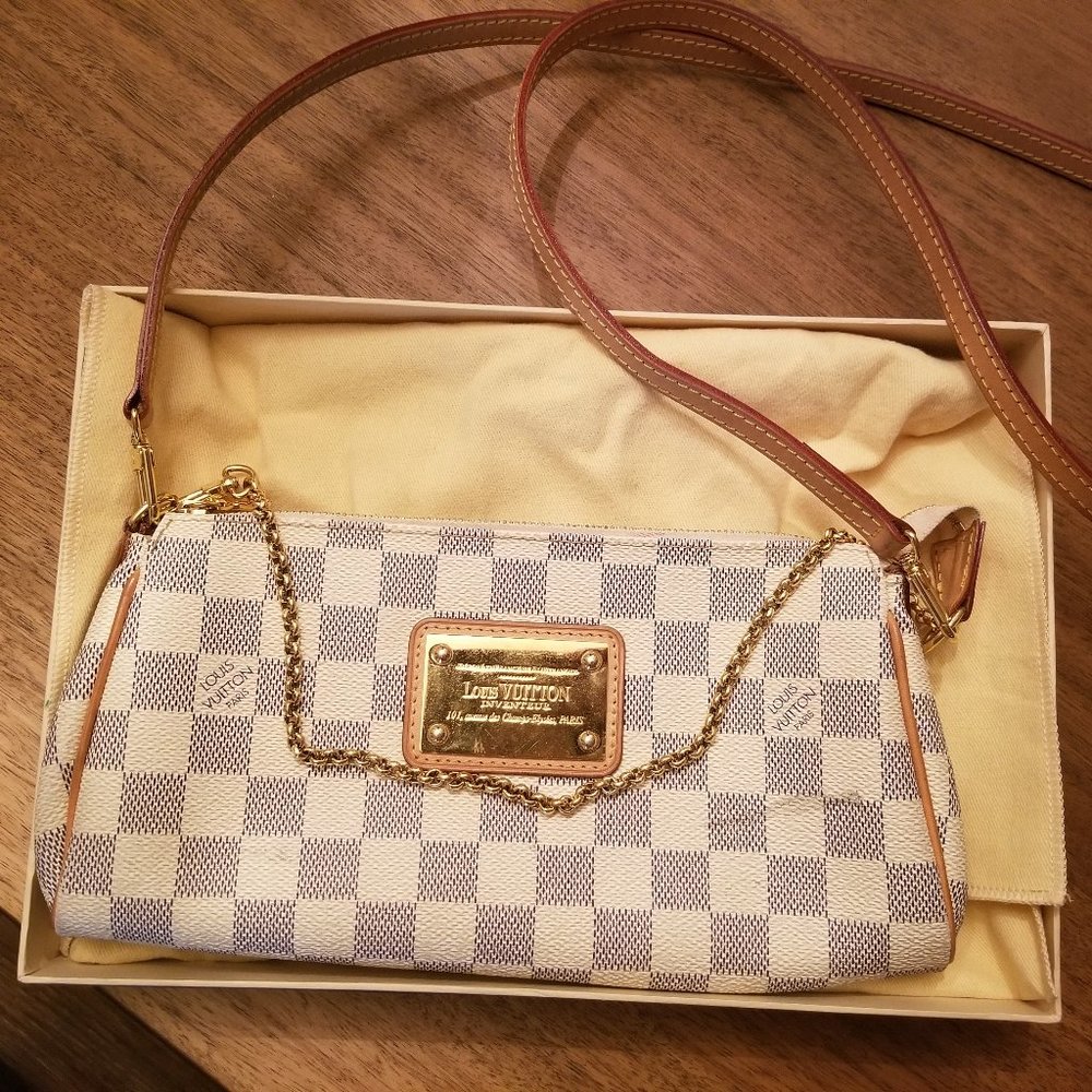 Louis Vuitton Eva Clutch